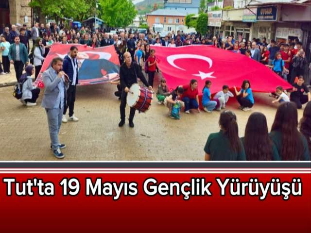 Tut'ta 19 Mayıs Gençlik Yürüyüşü