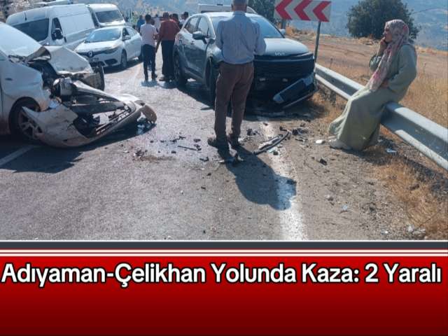 Çelikhan Yolunda Kaza 2 Yaralı